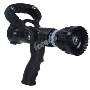 Duză automată cu pistol